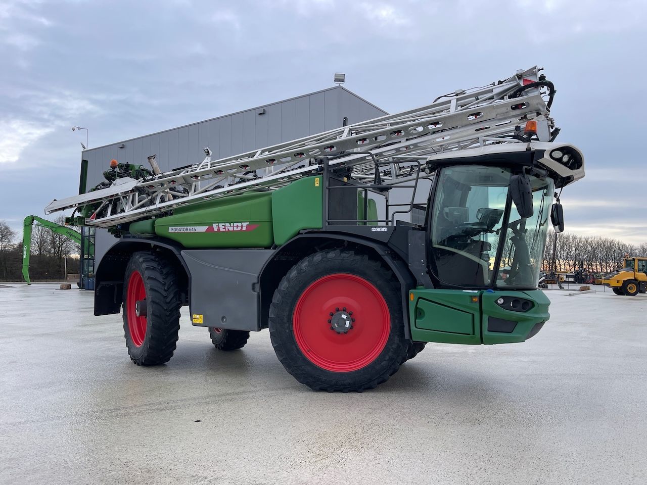 Challenger Rogator 645D