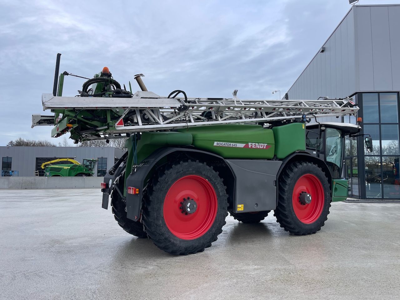 Challenger Rogator 645D