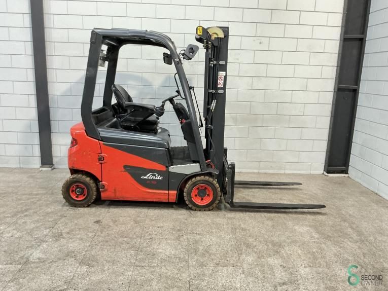 Heftrucks Elektrisch Linde E16P 2021