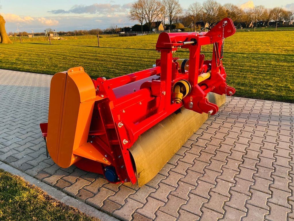 Ducker UM 30 FRONTKLEPELMAAIER