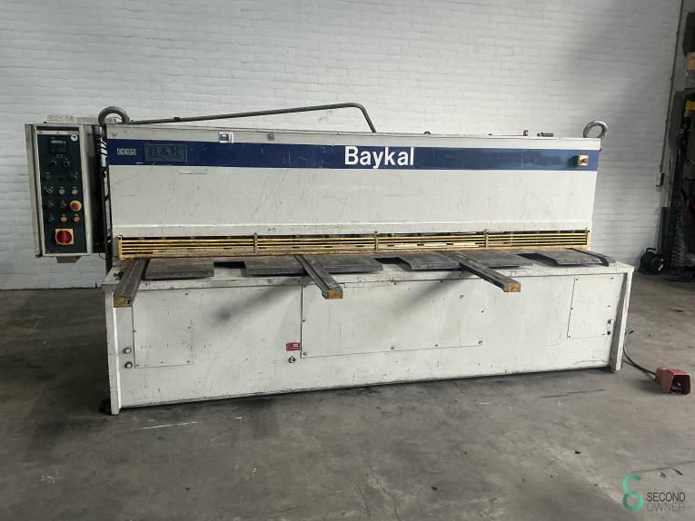 Sheet shears Baykal HGL 3108 1995