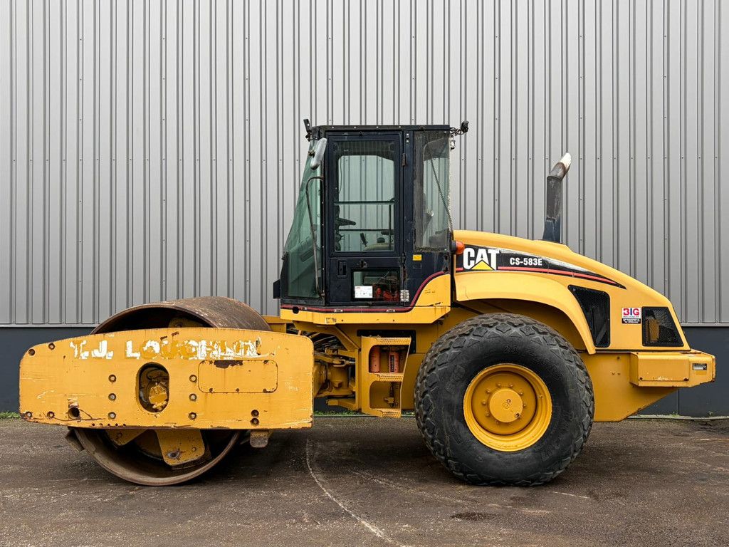 Caterpillar CS583E