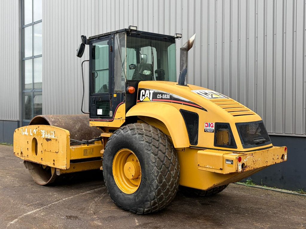 Caterpillar CS583E