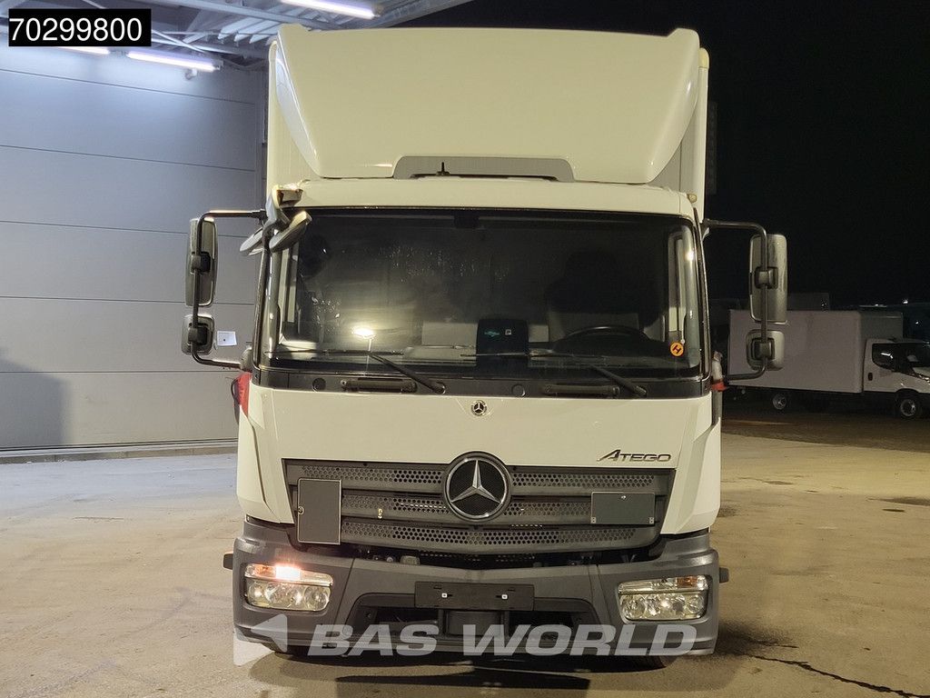 Mercedes Atego 816 4X2 8tonner Automatic 1000kg Ladebordwand Euro 6