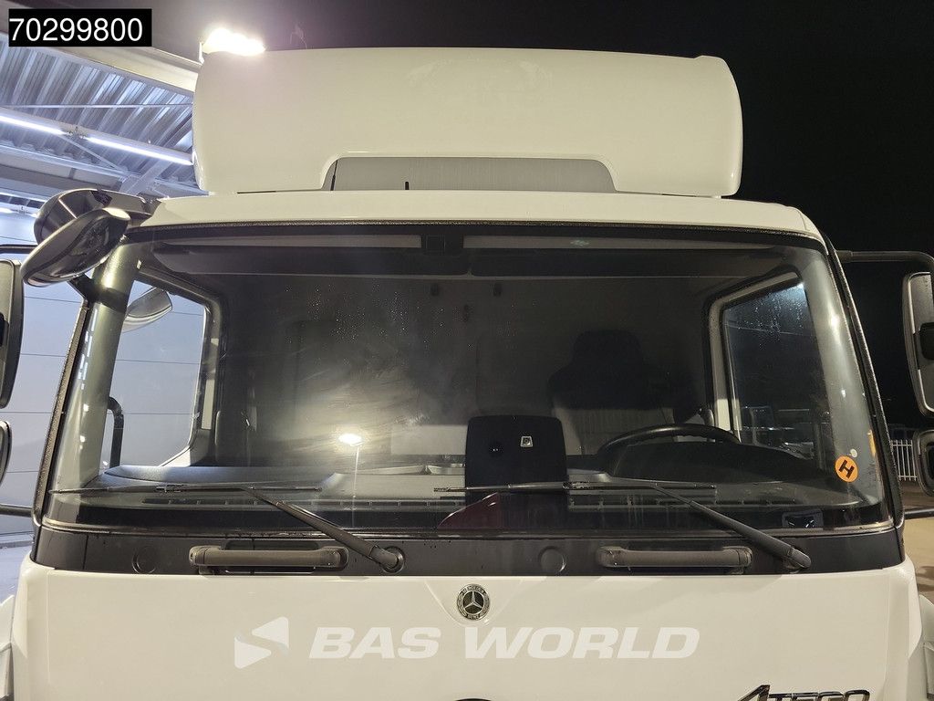 Mercedes Atego 816 4X2 8tonner Automatic 1000kg Ladebordwand Euro 6