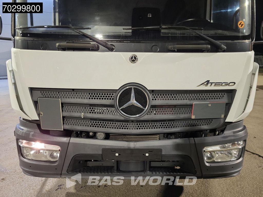 Mercedes Atego 816 4X2 8tonner Automatic 1000kg Ladebordwand Euro 6