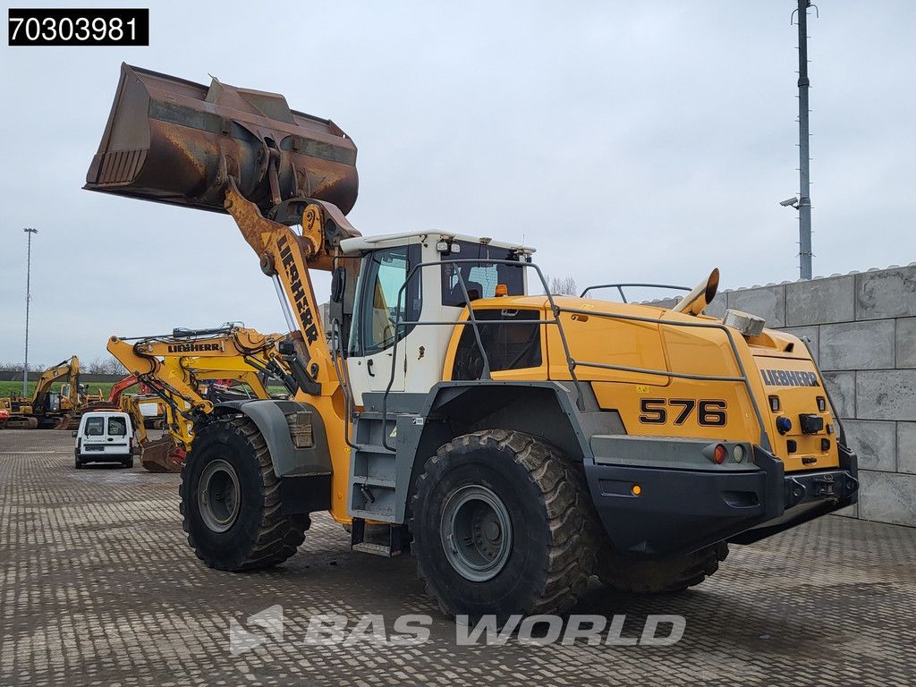 Liebherr L576