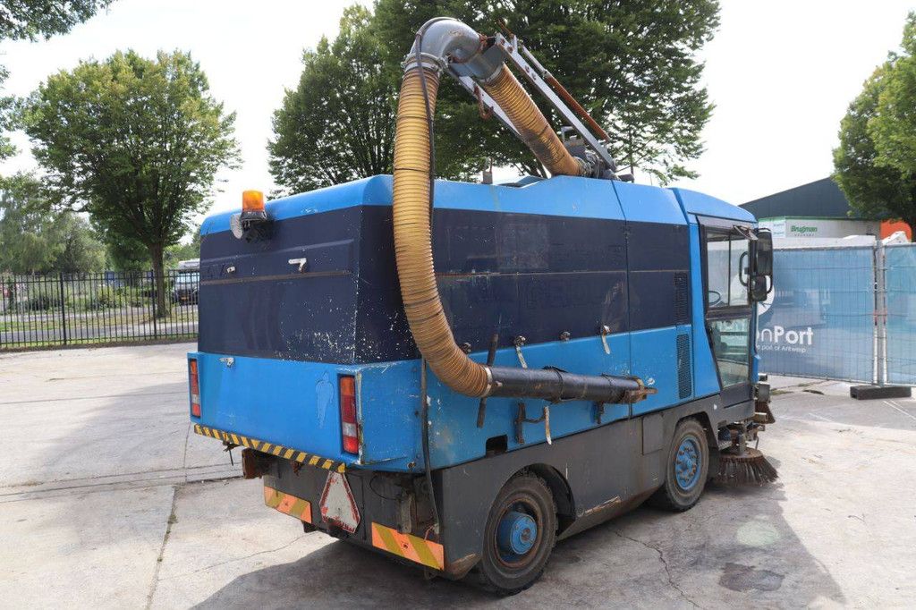 Veegmachine Ravo 5002 SI Diesel 2000