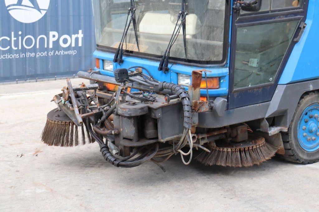 Veegmachine Ravo 5002 SI Diesel 2000