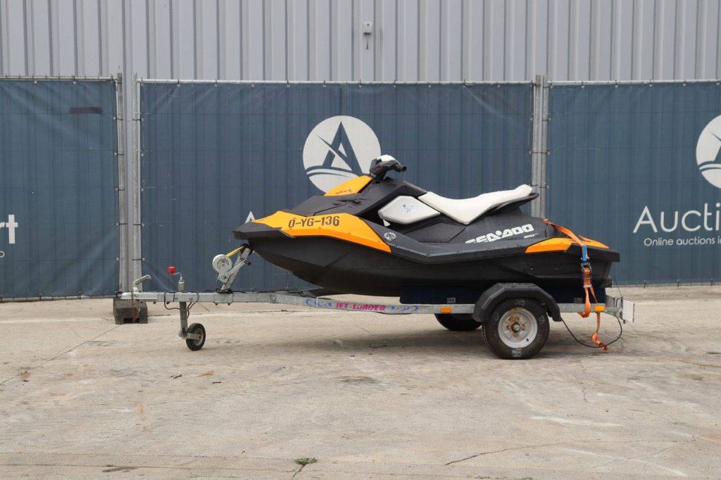 Jetski Sea doo Spark Petrol 2014
