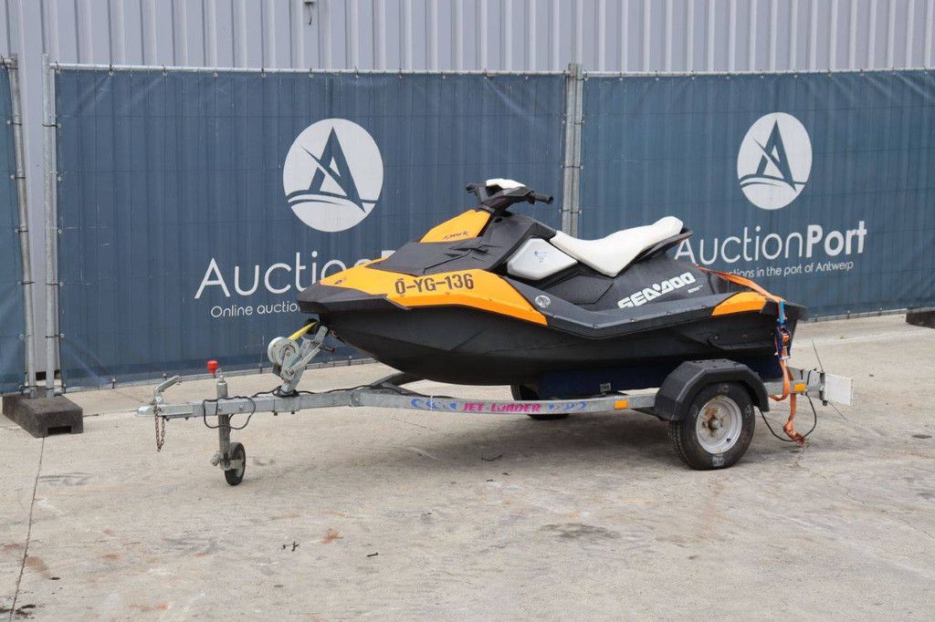 Jetski Sea doo Spark Petrol 2014