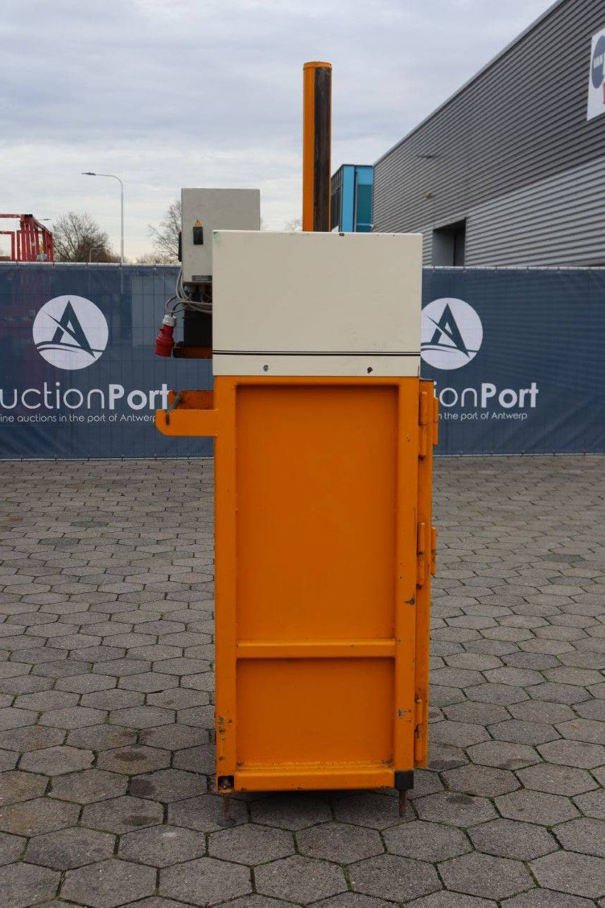 Afvalpers Bramidan 3-0