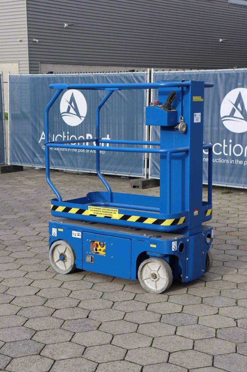 Masthoogwerker Upright TM-12 Elektrisch 5.7m