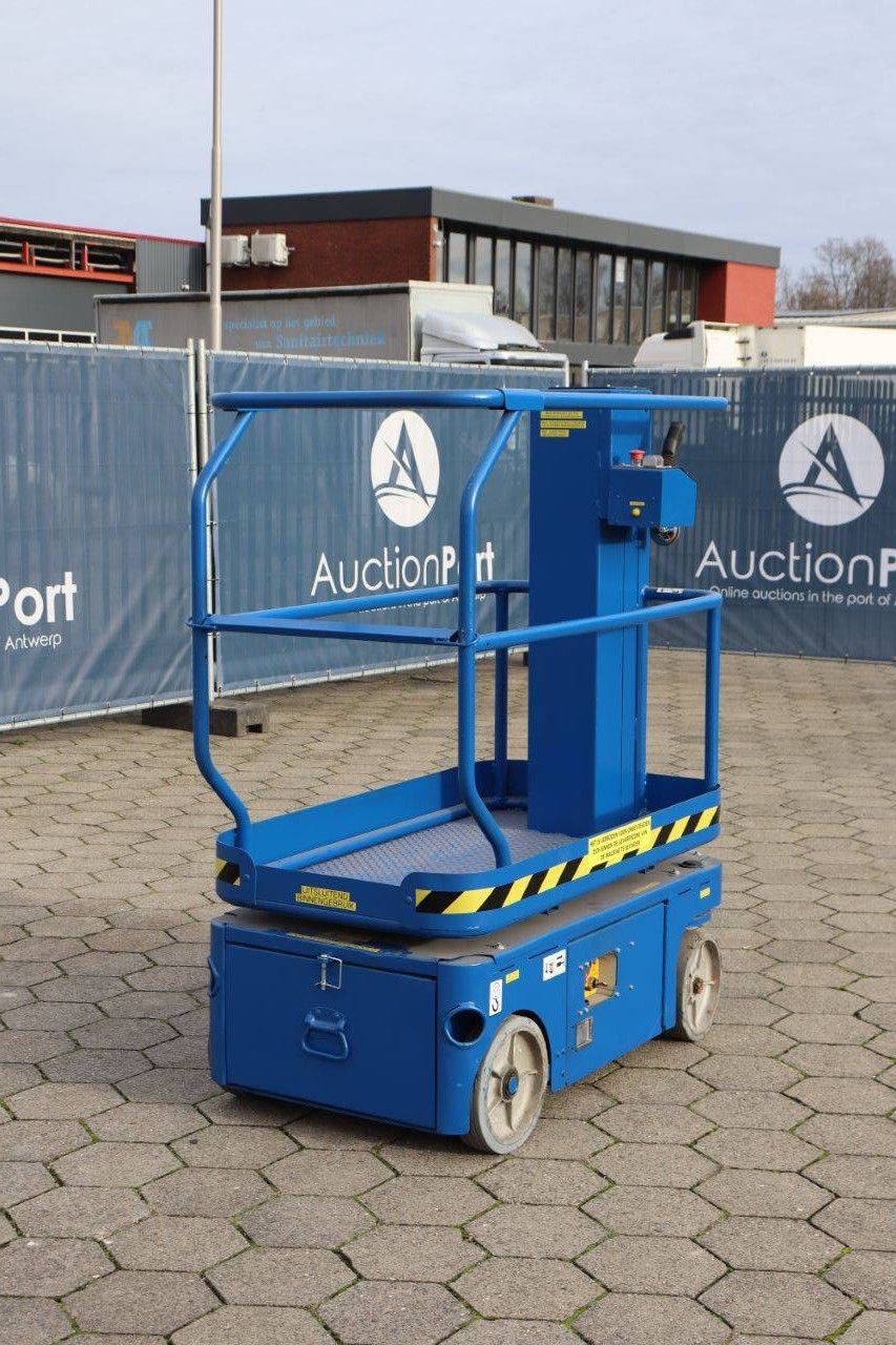 Masthoogwerker Upright TM-12 Elektrisch 5.7m