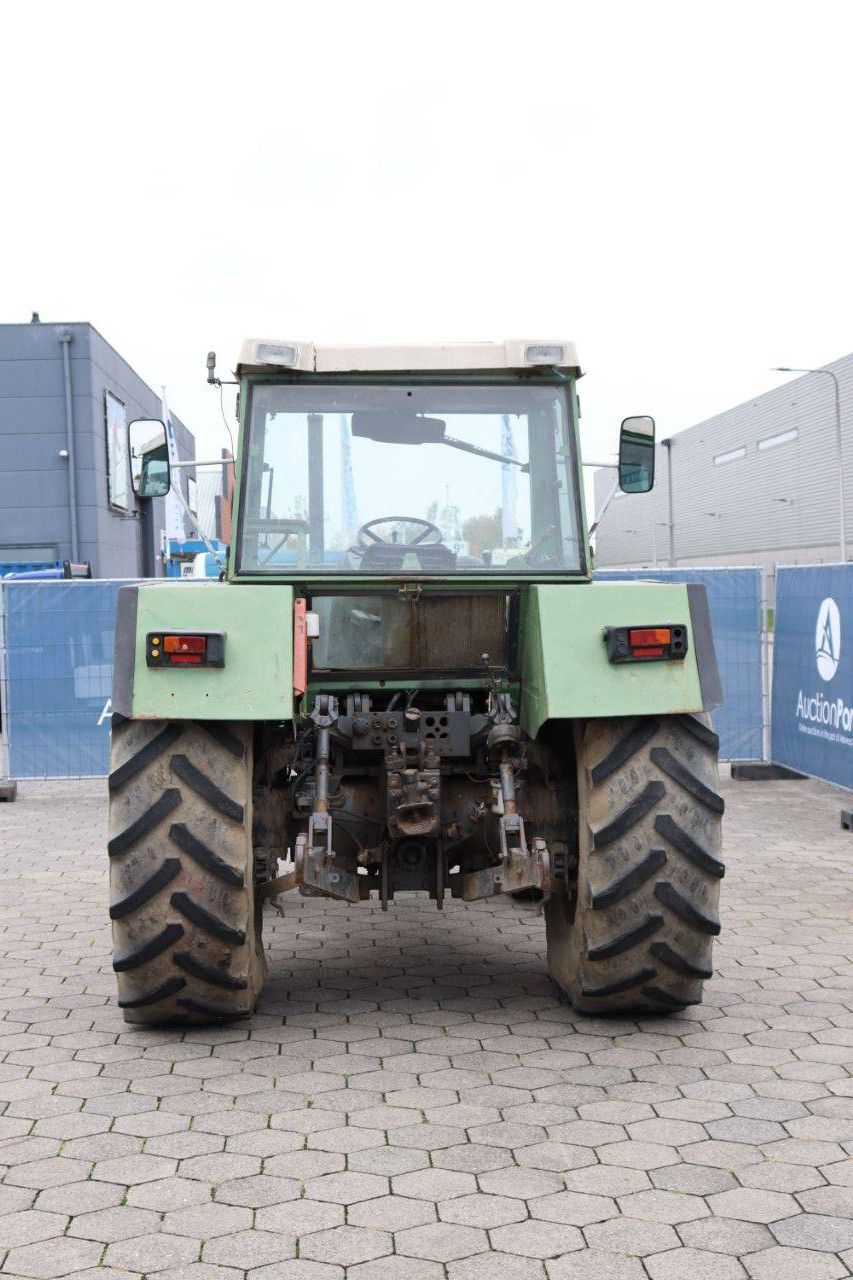Tractor Fendt Favorit 612 LSA E Diesel 99kW 1984