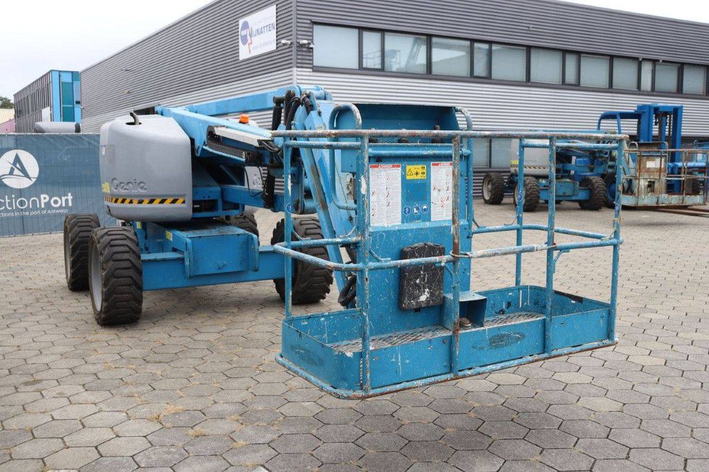 Genie Z-45/25J Diesel 15.94m Articulated Boom Lift 2012