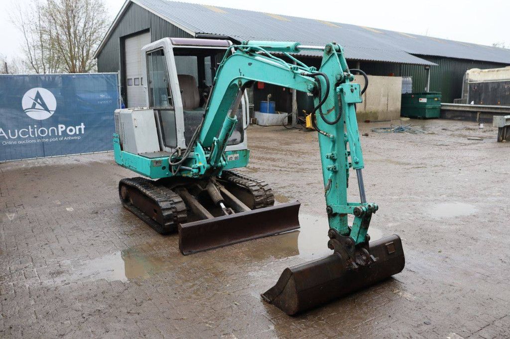 Rupsgraafmachine IHI IS-30G3 Diesel