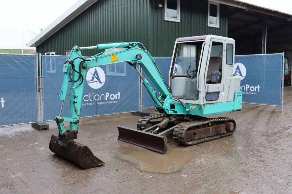 Rupsgraafmachine IHI IS-30G3 Diesel