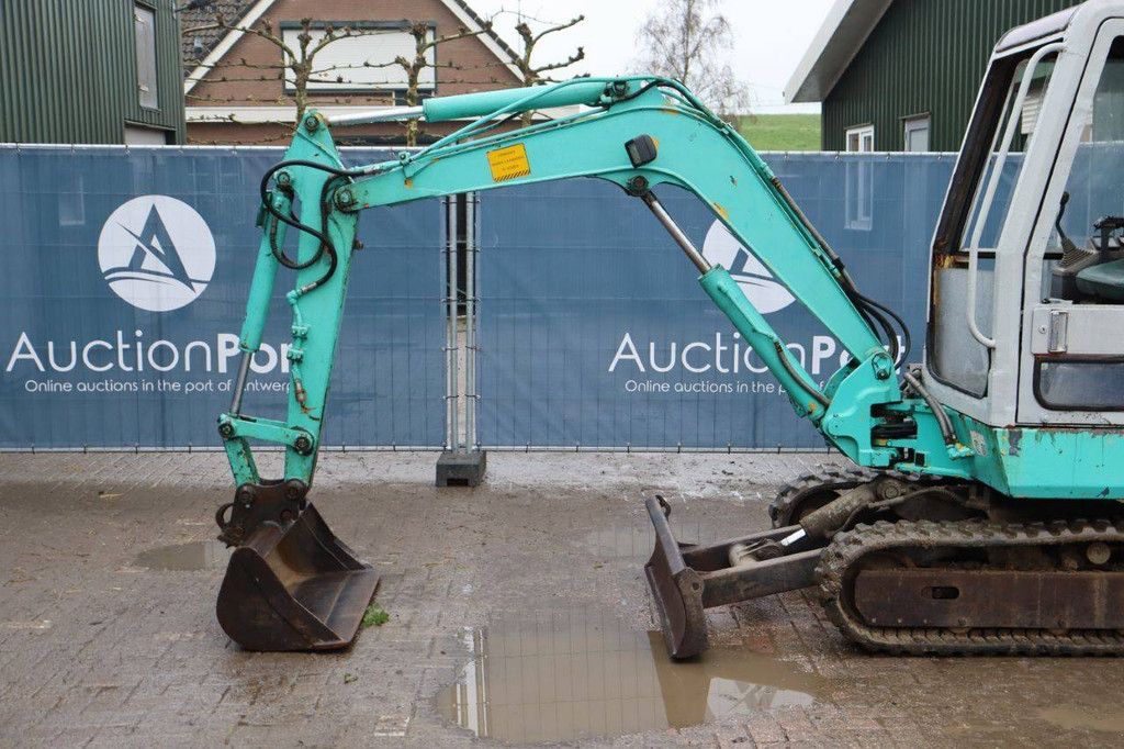 Rupsgraafmachine IHI IS-30G3 Diesel