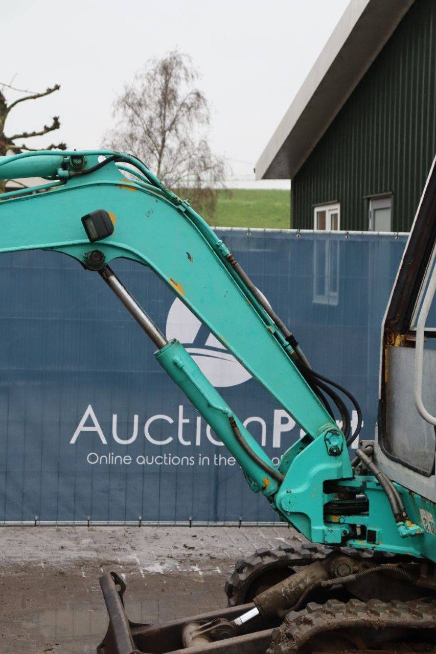 Rupsgraafmachine IHI IS-30G3 Diesel