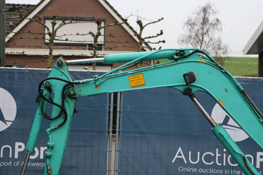 Rupsgraafmachine IHI IS-30G3 Diesel