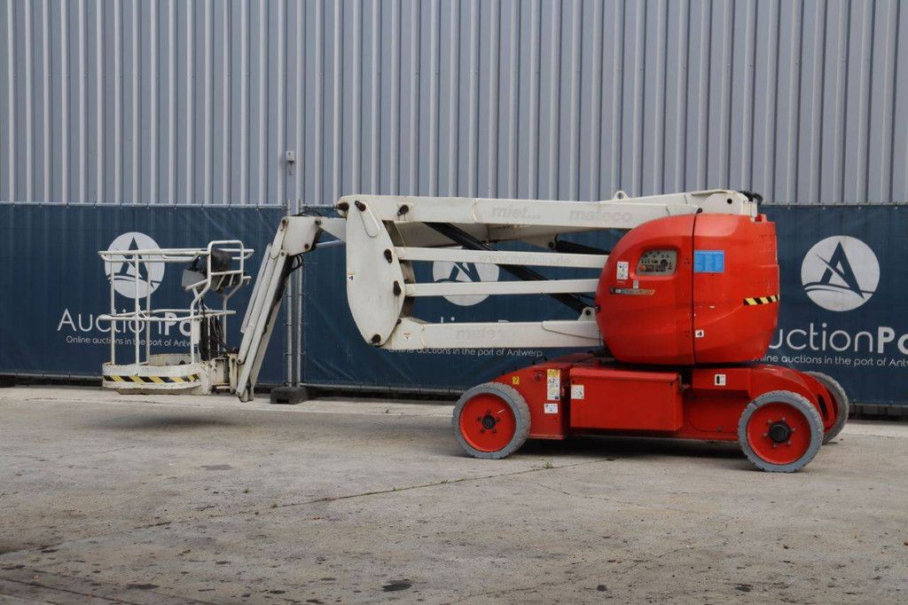 Knikarmhoogwerker Manitou 150AETJL Elektrisch 15.4m 2013