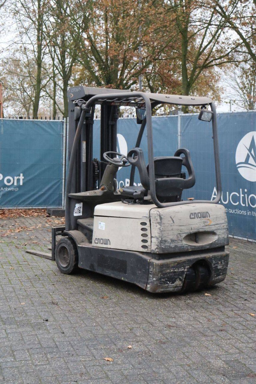 Forklift Crown SC 3200 Electric 1800kg 4.83m