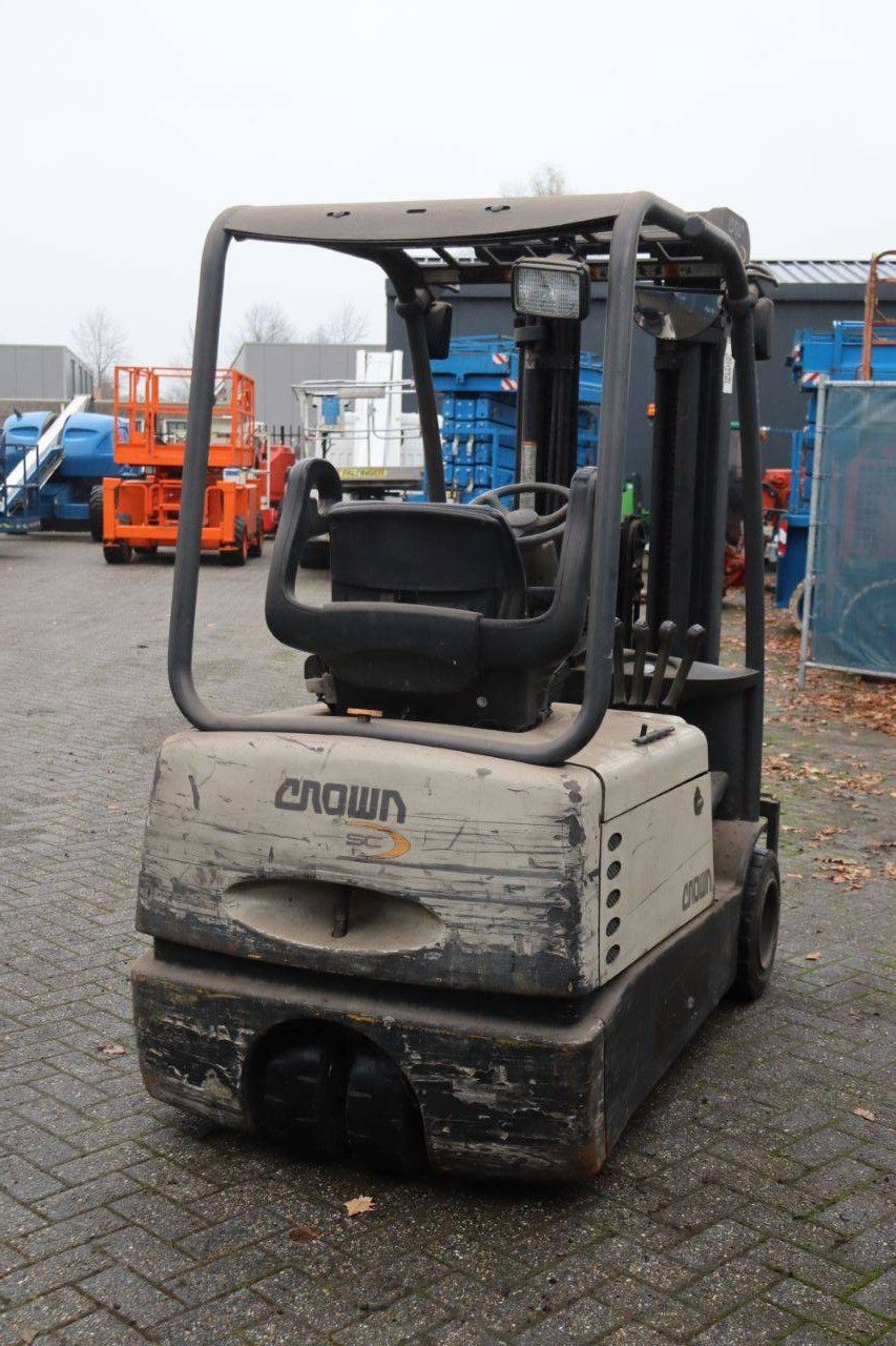 Forklift Crown SC 3200 Electric 1800kg 4.83m