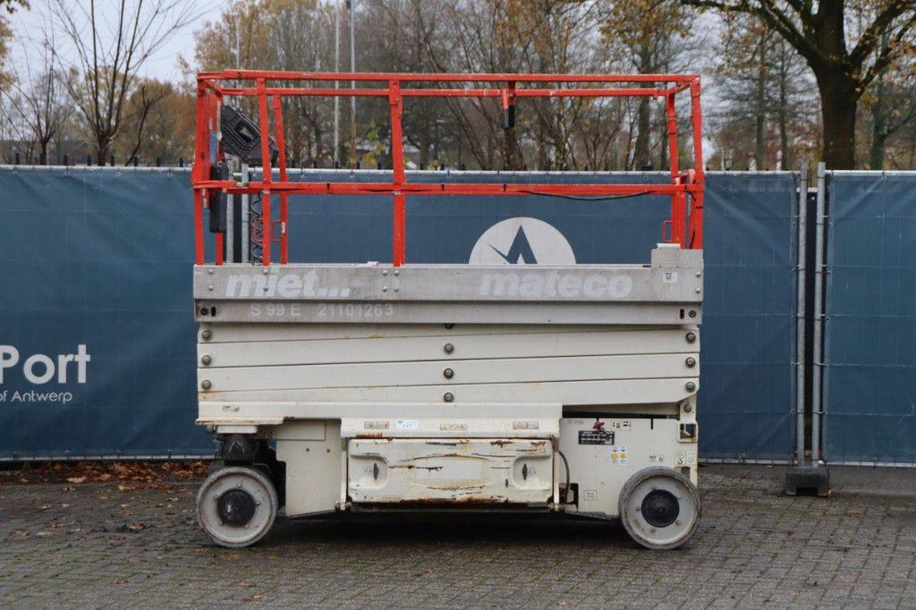 Scissor lift JLG 2646 ES Electric 9.92m 2014