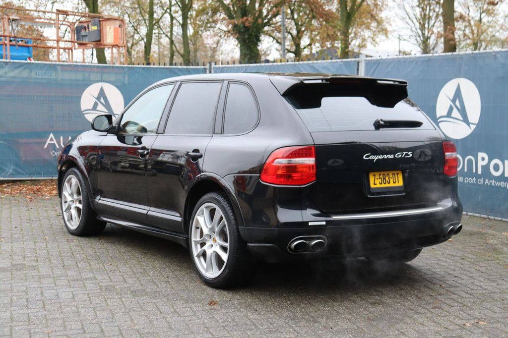 SUV Porsche CAYENNE GT S Petrol 2010