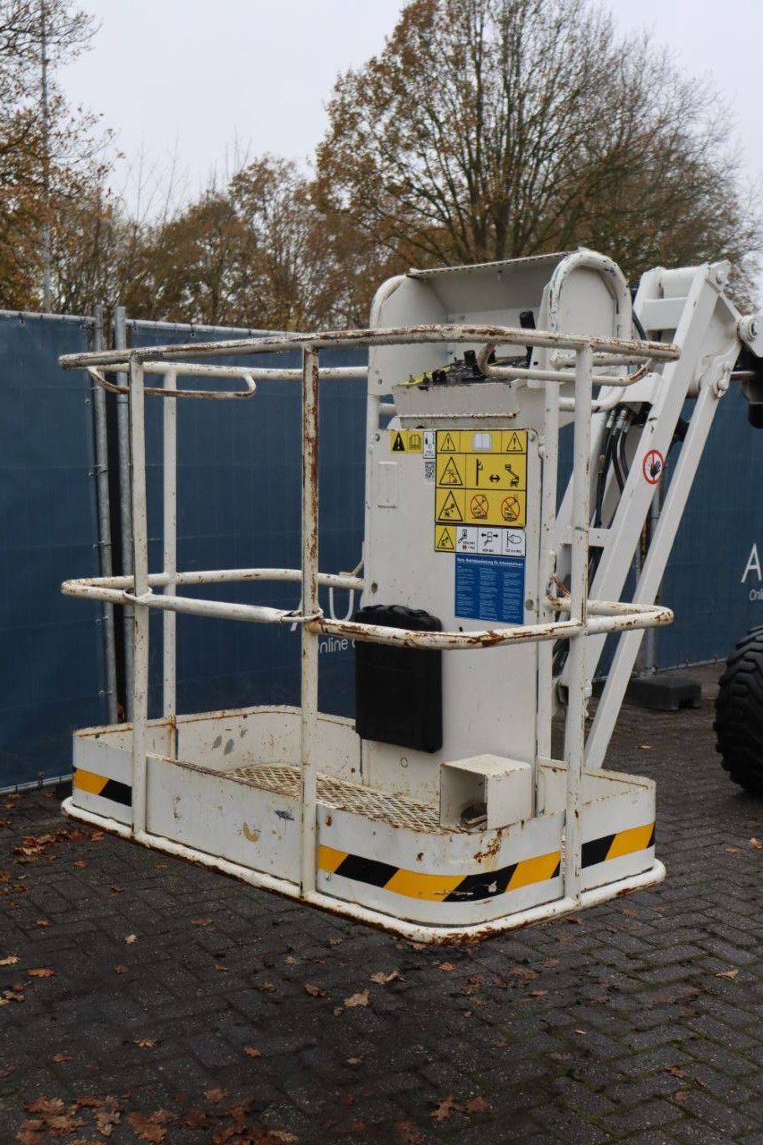 Articulating boom lift Genie Z-34/22 Diesel 12.62m 2013