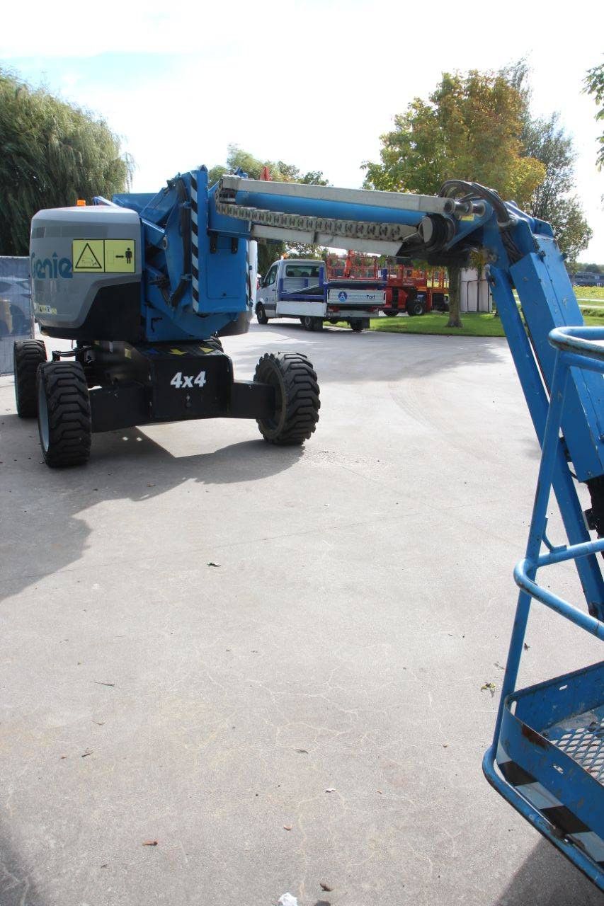 Articulating boom lift Genie Z-62/40 Diesel 21m 2016