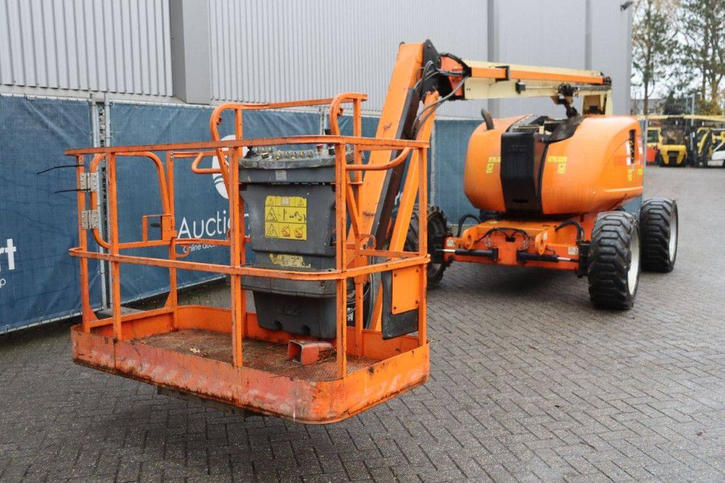 Telescopic boom lift JLG 600AJ Diesel 20.46m 2006
