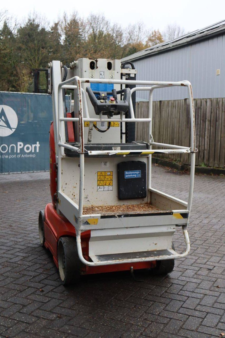 JLG Toucan 8E Electric Mast Lift 8.2m 2013