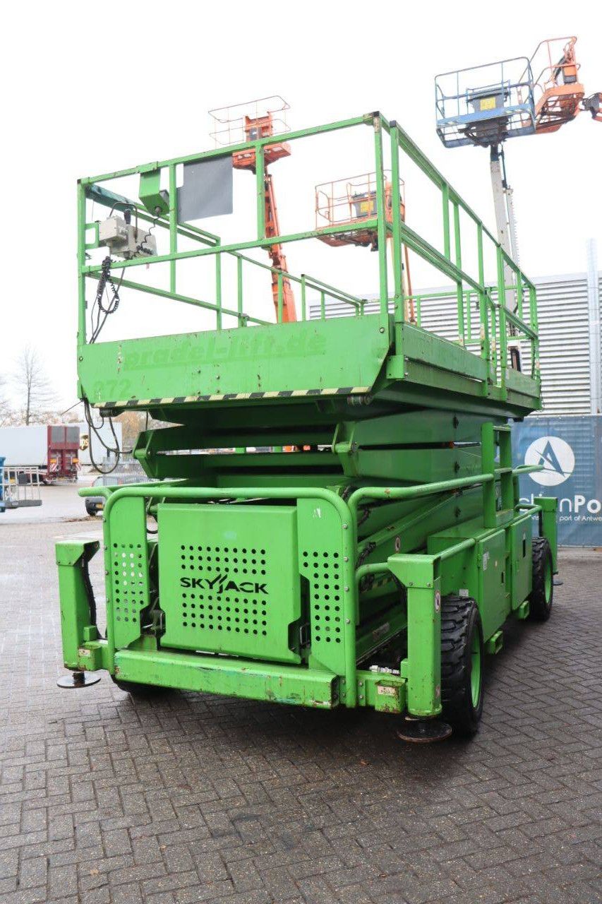 Scissor lift Skyjack SJ 9250 Diesel 11.1m 2015