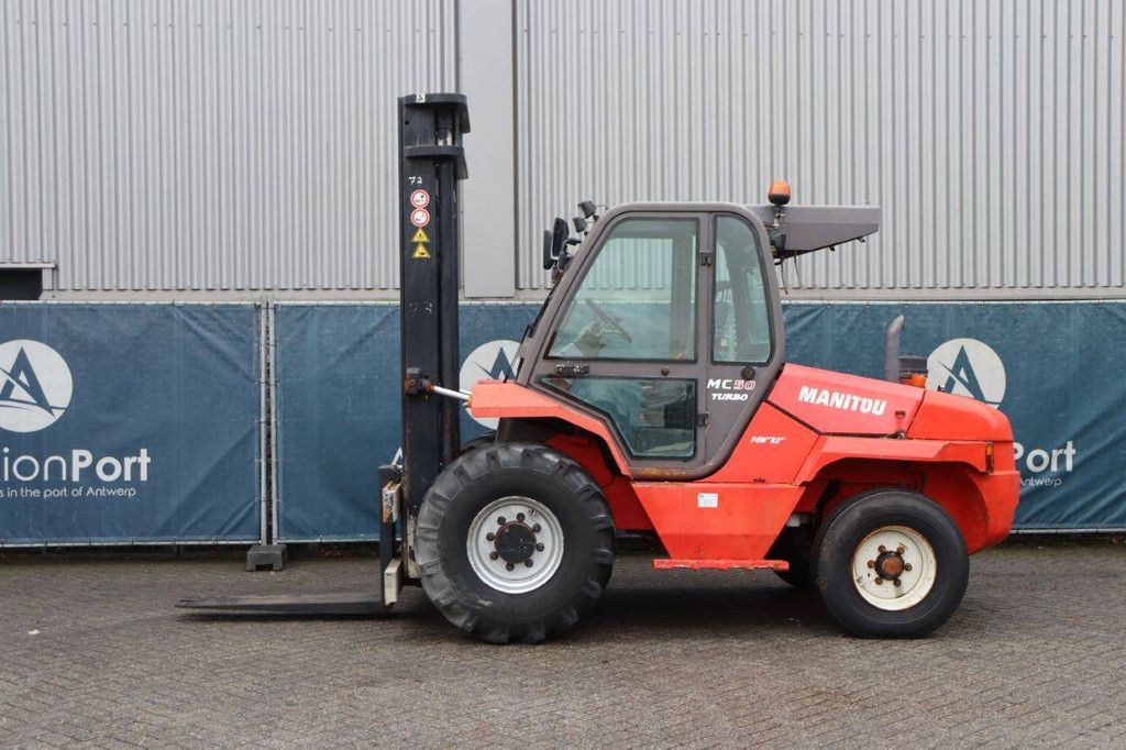 Manitou MC50T Diesel-Geländestapler 5000 kg 4,0 m 2012