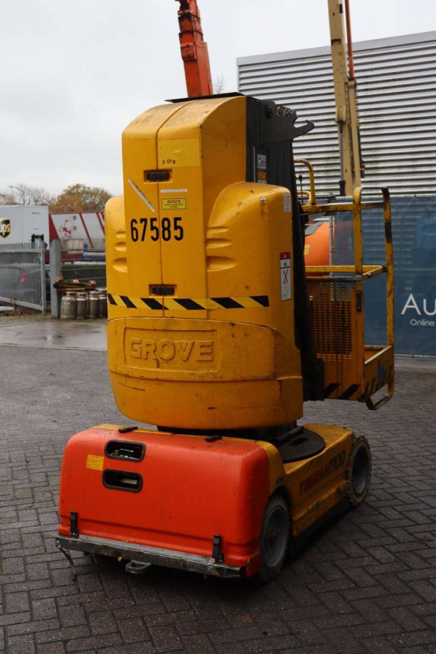 Masthoogwerker Grove Toucan 1100A Elektrisch 11m 2001