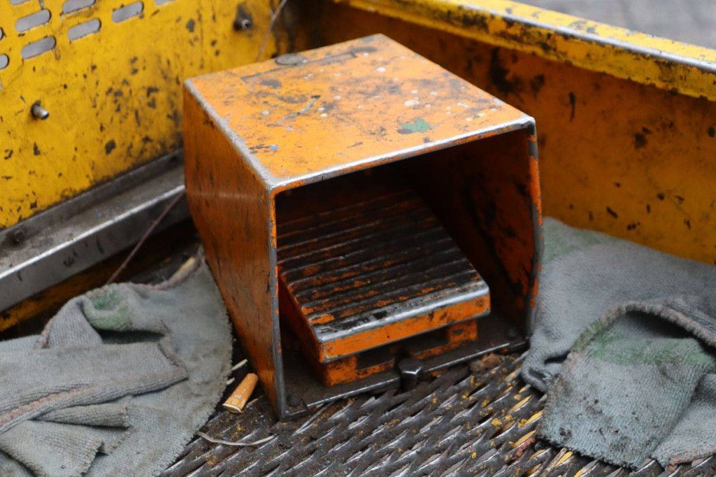 Masthoogwerker Grove Toucan 1100A Elektrisch 11m 2001