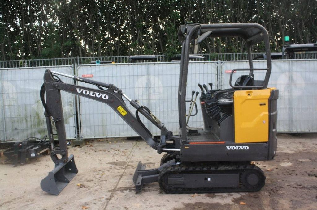 Mini excavator Volvo EC15E Diesel 12kW 2019