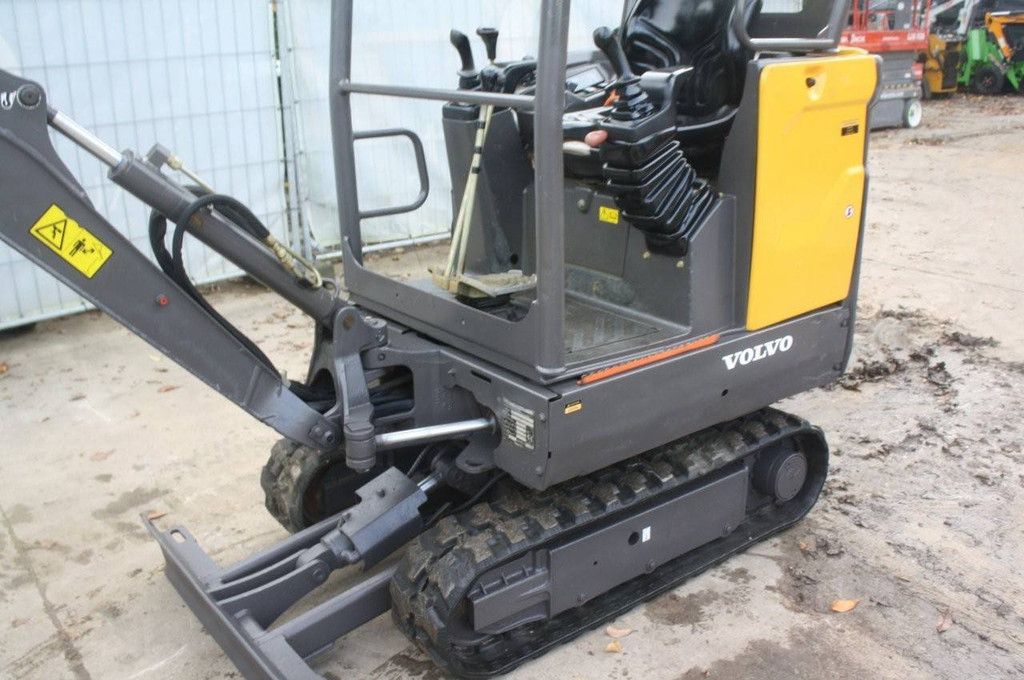 Mini excavator Volvo EC15E Diesel 12kW 2019