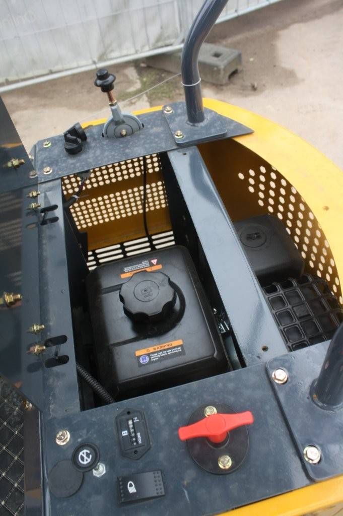 Mini excavator Newrick ZW316 Petrol 8.6kW 2025 New Demo