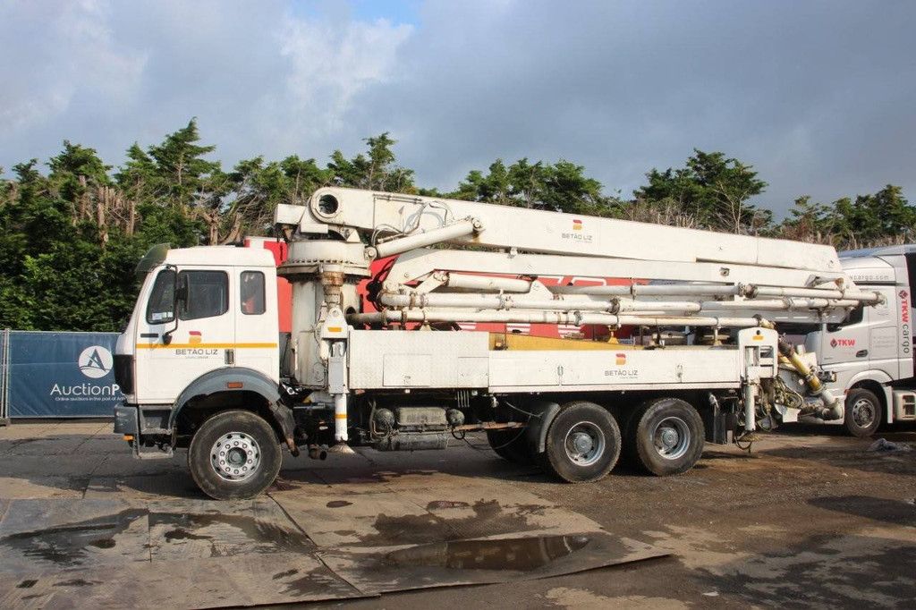 Kranwagen Mercedes-Benz 2631 Diesel 2020