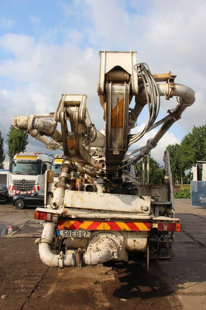 Kranwagen Mercedes-Benz 2631 Diesel 2020