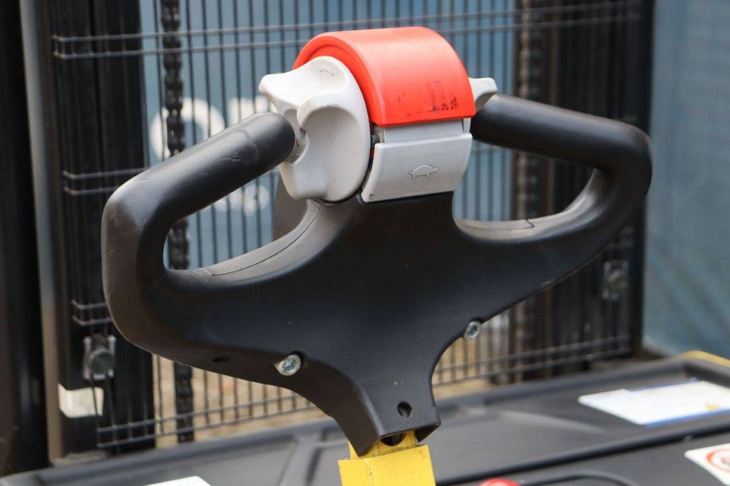 Stapelaar Hyster S1.0 AC Elektrisch 1000kg 2.8m 2014