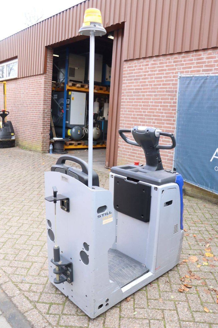 Still LTX 20 Electric Tractor