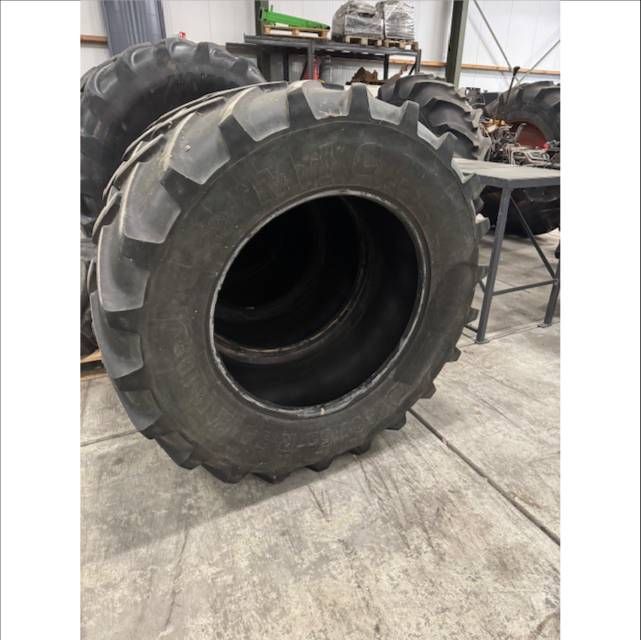 Michelin XM108 540/65R34