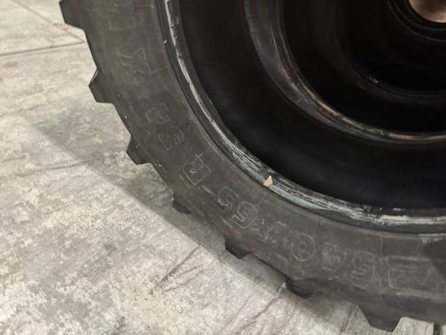 Michelin XM108 540/65R34