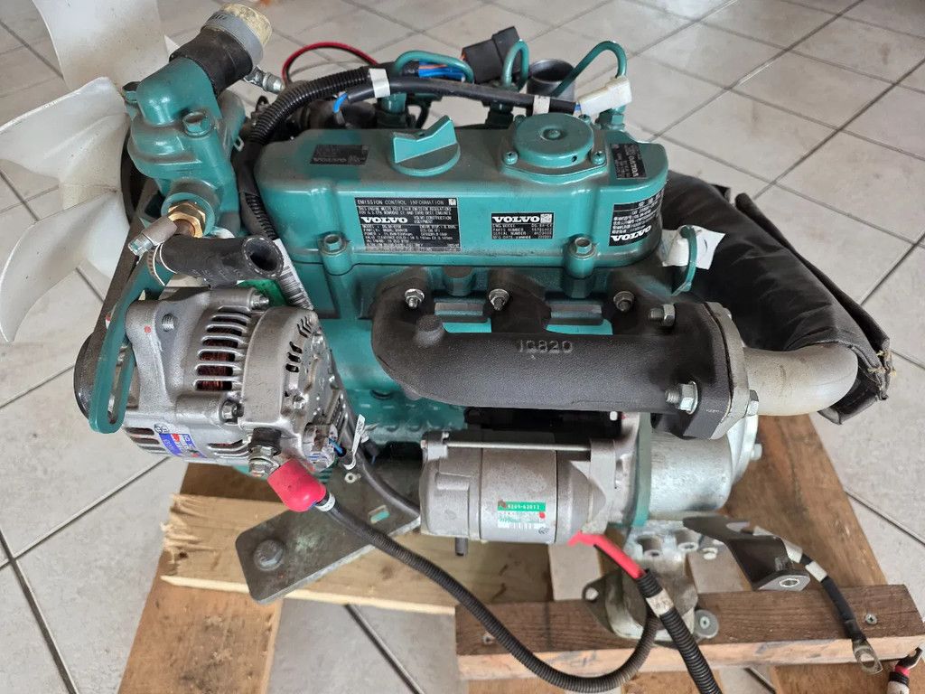 Kubota Dv-0009 motor nieuw volvo 3cil