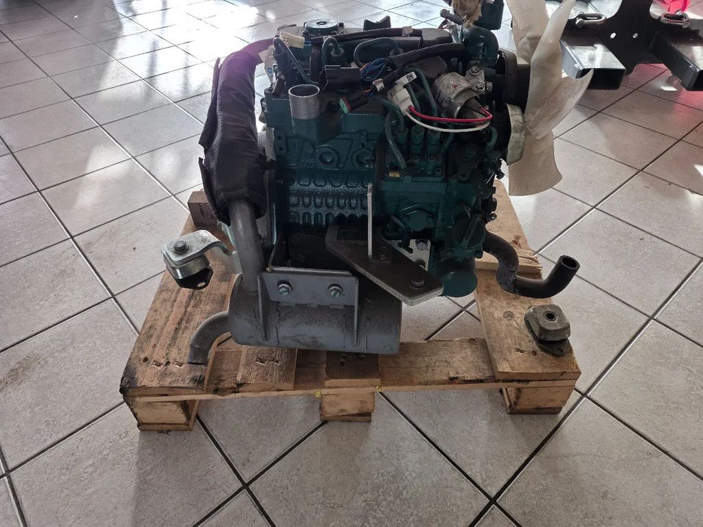 Kubota Dv-0009 motor nieuw volvo 3cil