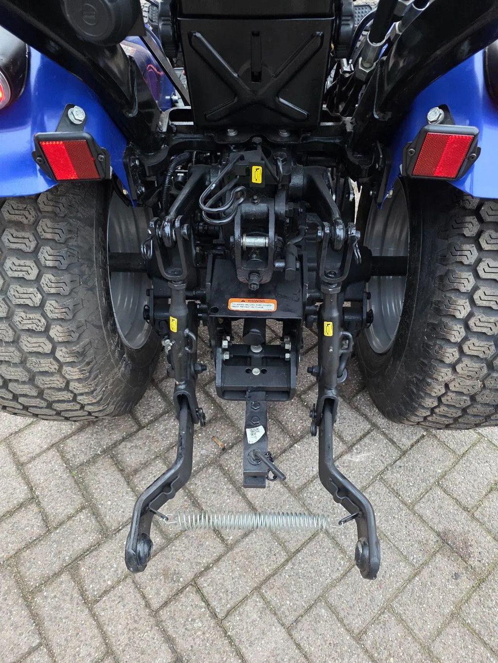 Mitsubishi Farmtrac 20 3cil minitractor gazonbanden